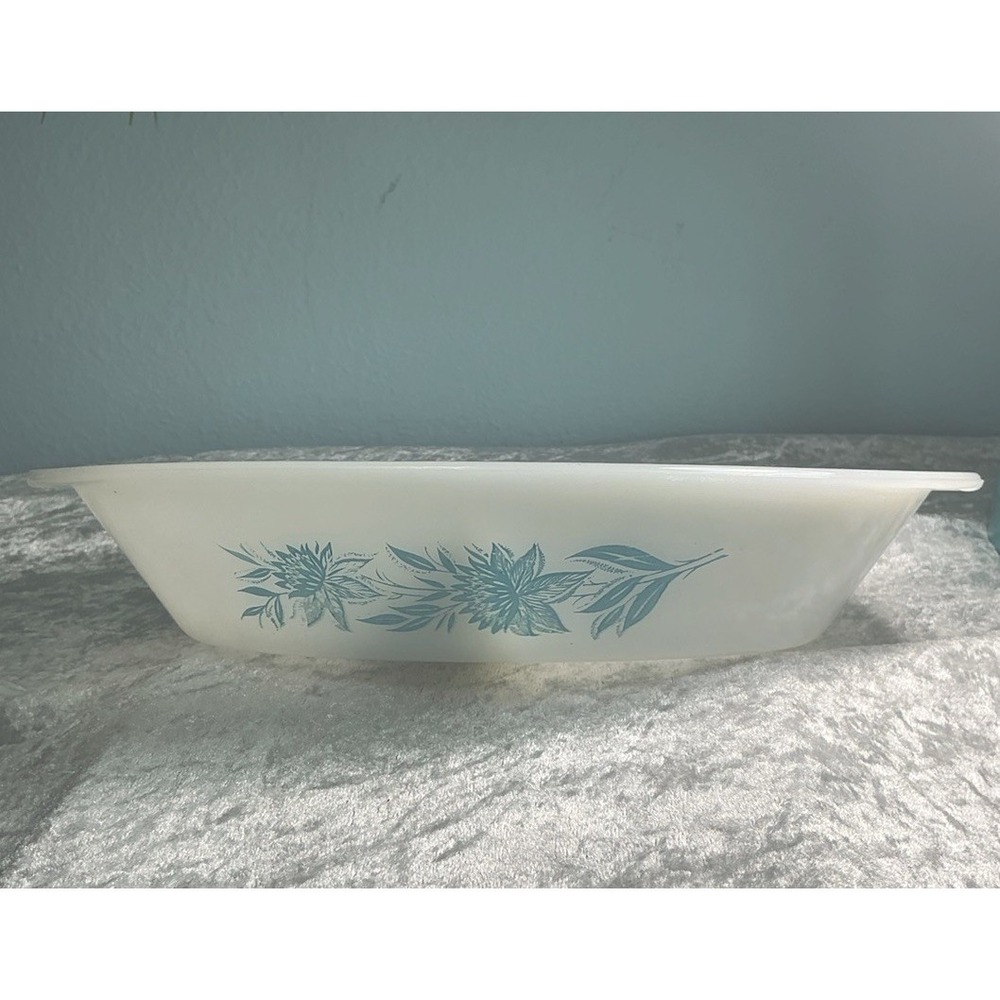 VTG Glasbake White Milk Glass Milk Thistle Oval Divided Casserole  J2352